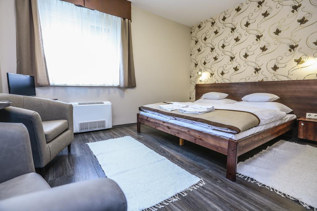 Gránátalma Vendégház Fehérvárcsurgó Quarto foto